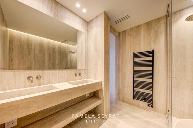 Appartement - 152 m² - 6 pièces