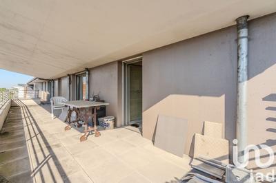 Appartement - 99 m² - 4 pièces