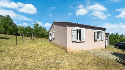 Maison - 104 m² - 5 pièces