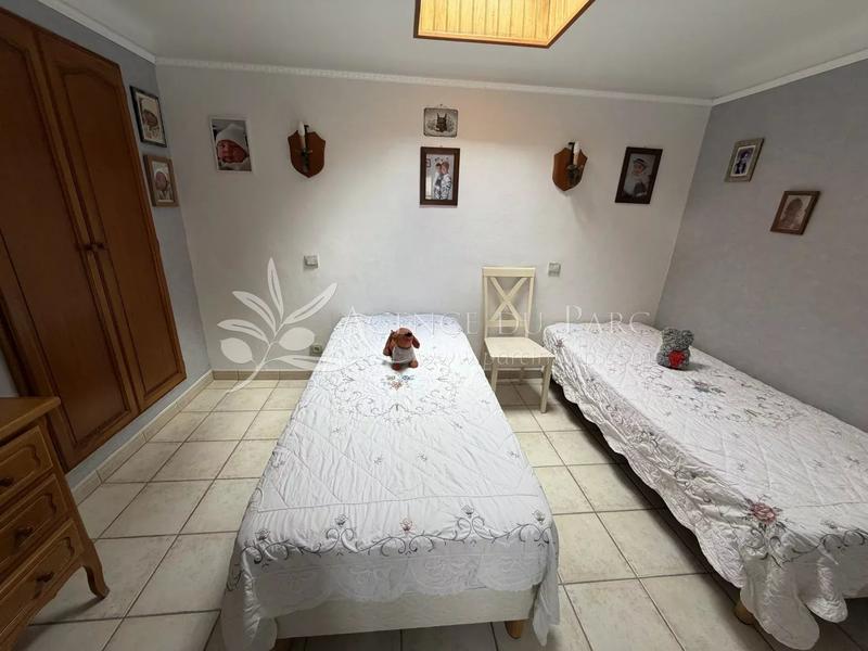 Maison - 168 m² - 6 pièces