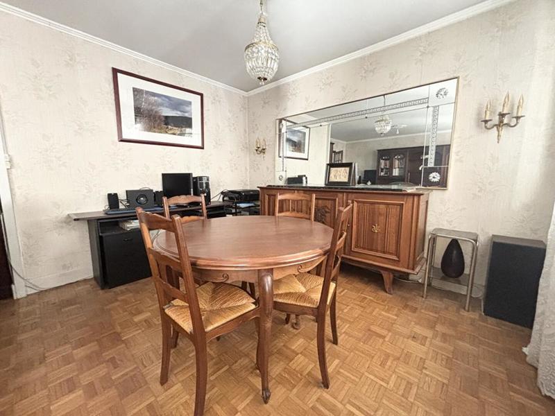 Appartement - 76 m² - 4 pièces