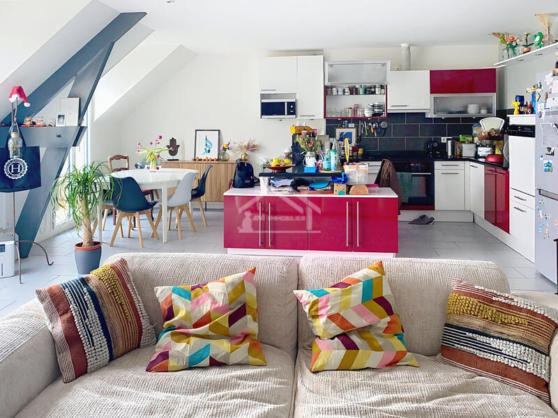 Appartement - 103 m² - 4 pièces