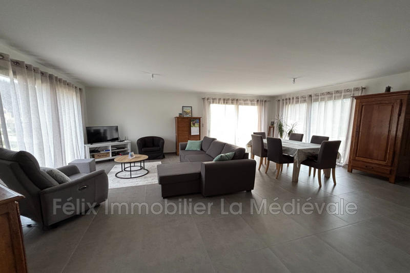 Maison contemporaine - 130 m² - 6 pièces