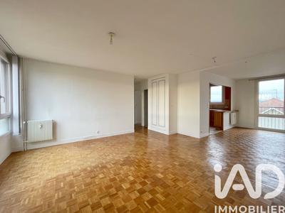 Appartement - 72 m² - 4 pièces
