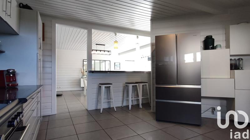 Maison - 230 m² - 6 pièces