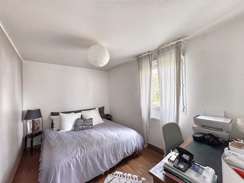 Appartement - 92 m² - 4 pièces