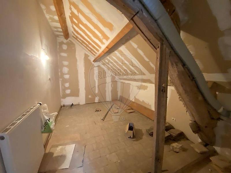 Maison - 250 m² - 7 pièces