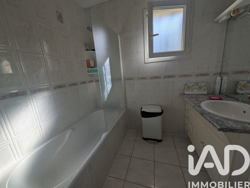 Maison - 96 m² - 5 pièces