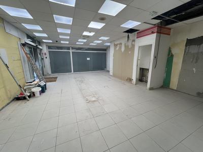 Local commercial - 93 m² - 5 pièces