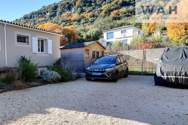 Maison - 105 m² - 4 pièces