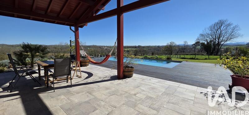 Maison - 148 m² - 5 pièces