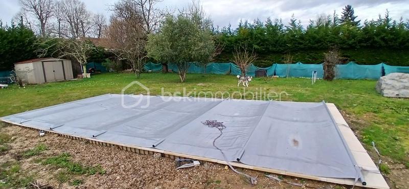 Maison - 93 m² - 4 pièces