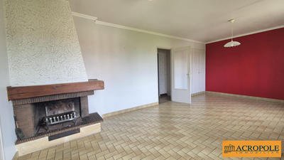 Maison - 80 m² - 4 pièces
