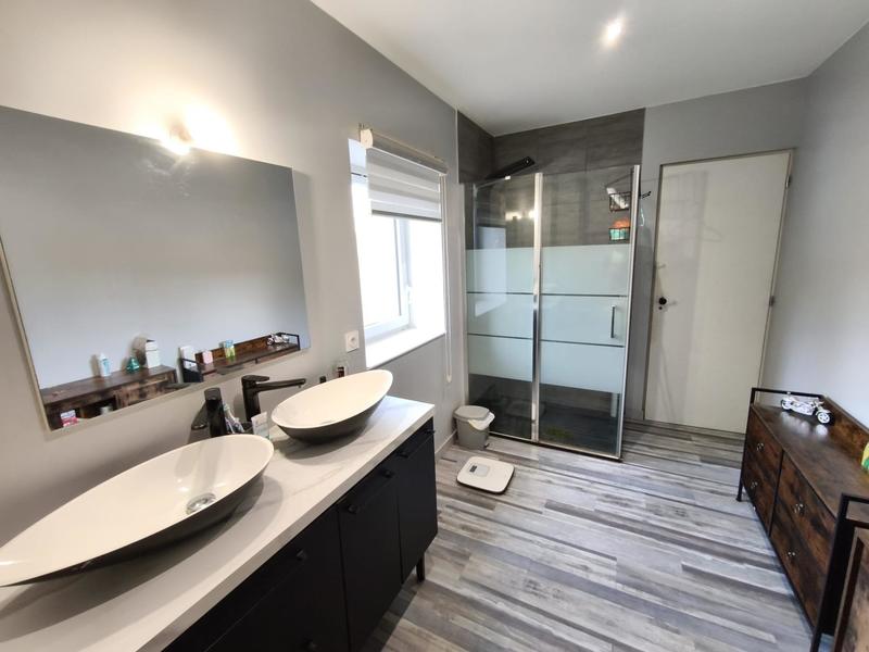 Maison - 80 m² - 5 pièces