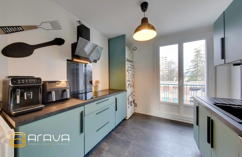 Appartement - 73 m² - 4 pièces