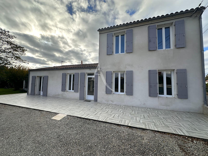Maison - 85 m² - 5 pièces