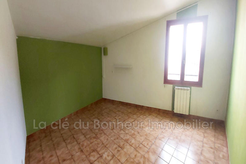 Appartement - 93 m² - 5 pièces