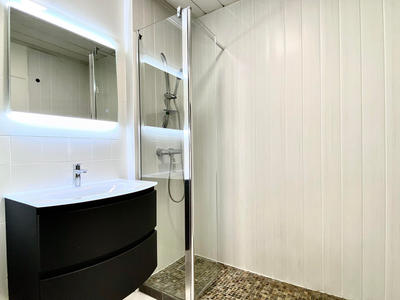 Appartement - 81 m² - 3 pièces