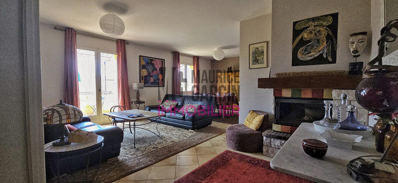 Maison - 195 m² - 6 pièces