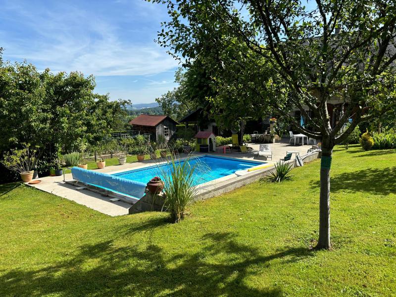 Maison - 160 m² - 6 pièces