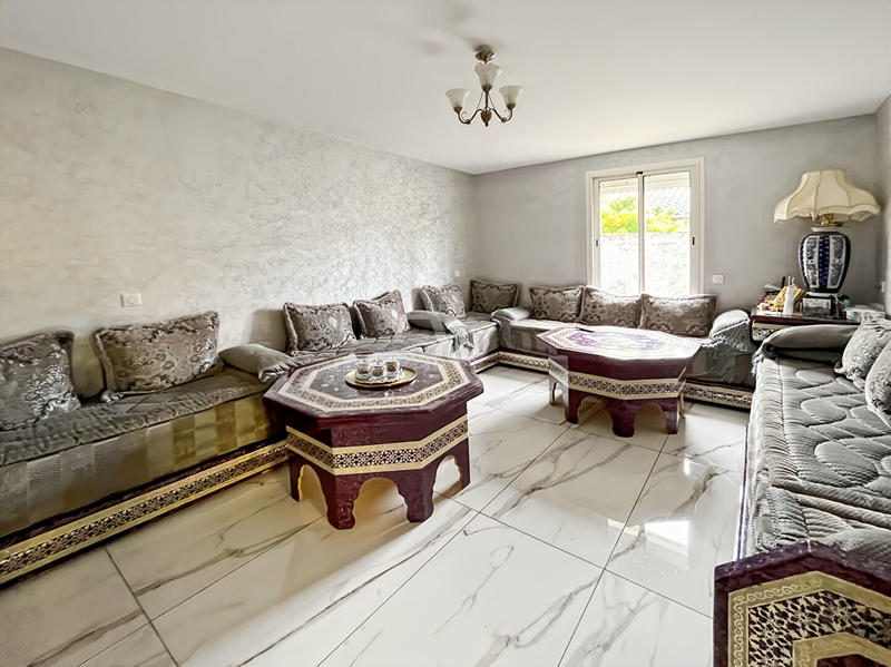 Maison - 122 m² - 6 pièces