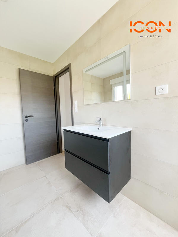 Maison contemporaine - 152 m² - 6 pièces