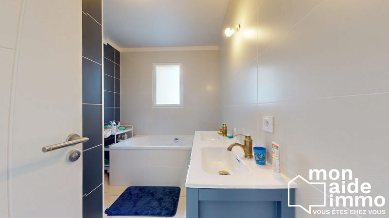 Maison - 125 m² - 6 pièces