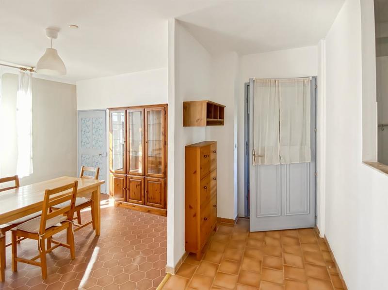 Appartement - 82 m² - 3 pièces