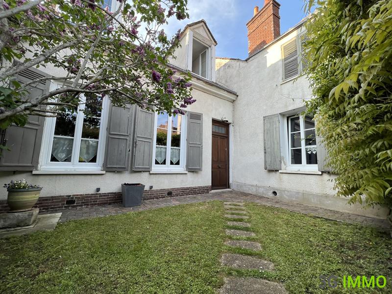 Maison de ville - 194 m² - 8 pièces