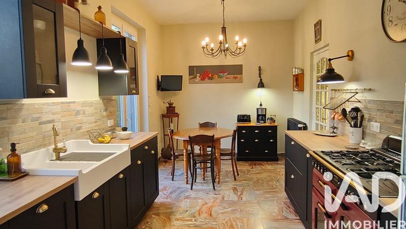 Maison - 170 m² - 6 pièces