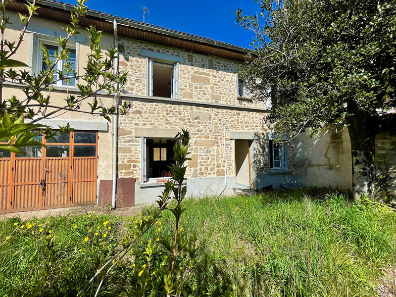 Maison - 80 m² - 6 pièces