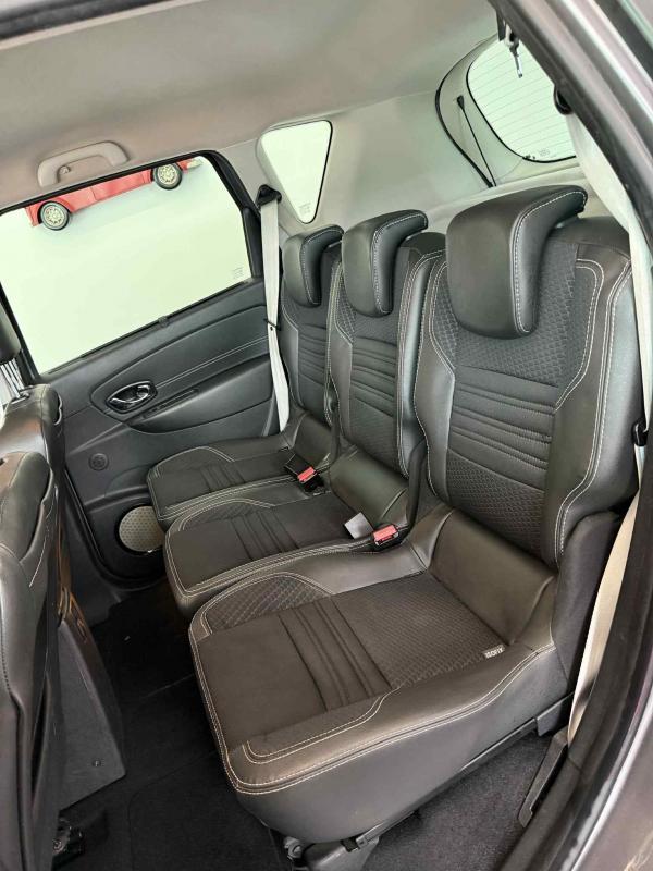 Renault Scénic 1.2 TCe 16v s&amp;S 131 Cv. Bose