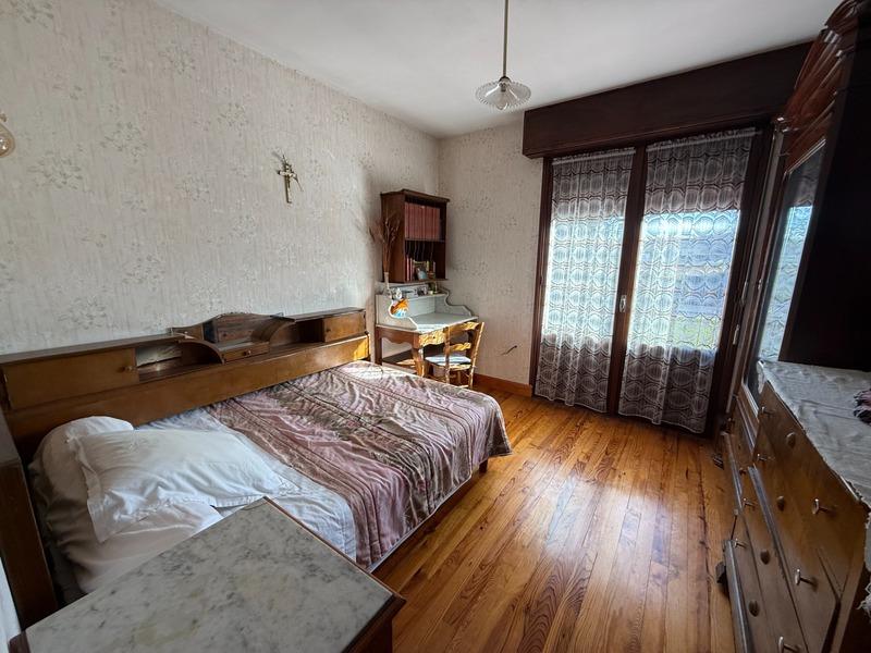 Maison - 158 m² - 12 pièces