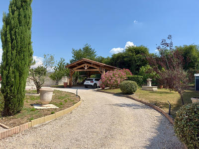 Maison - 122 m² - 5 pièces