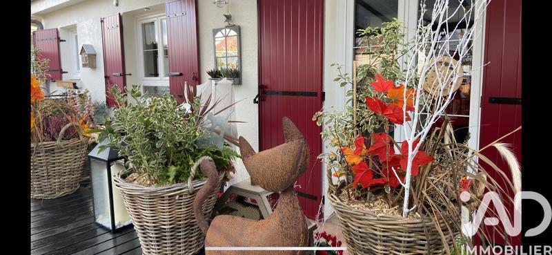 Maison - 98 m² - 5 pièces