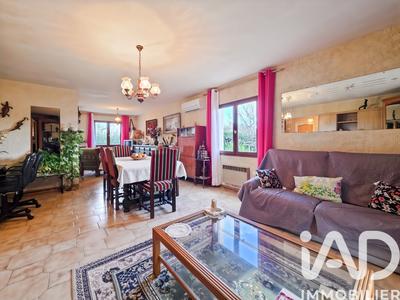 Maison - 98 m² - 5 pièces