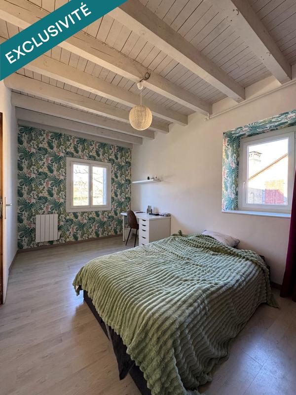 Maison - 180 m² - 8 pièces