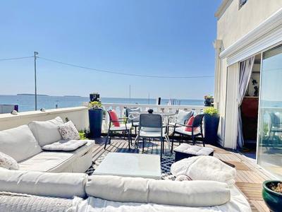 Appartement - 108 m² - 3 pièces