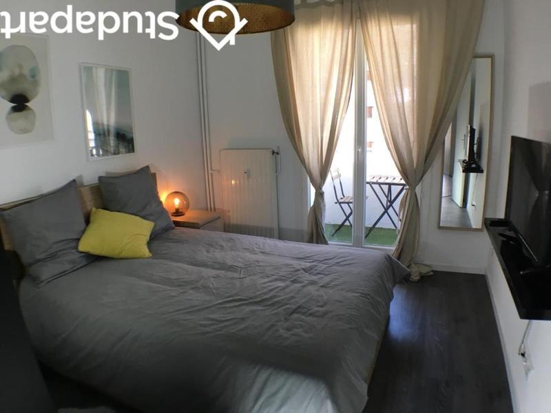 Chambre - 9 m² - 1 pièce