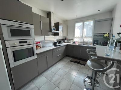 Maison - 84 m² - 4 pièces