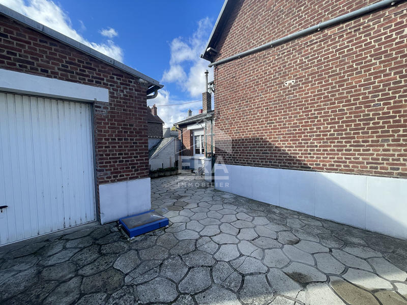 Maison - 93 m² - 4 pièces