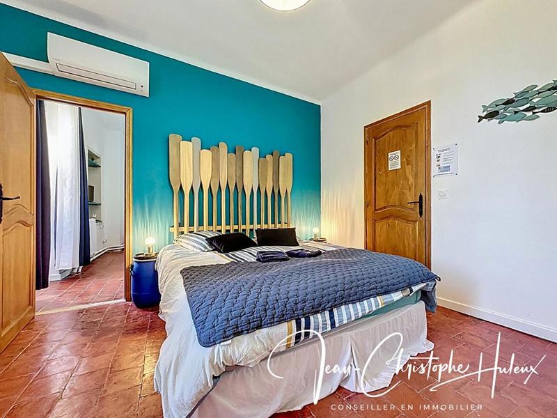 Maison - 418 m² - 18 pièces