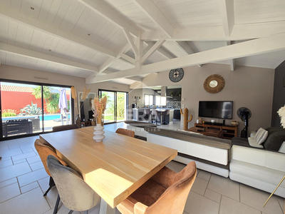 Maison - 135 m² - 5 pièces