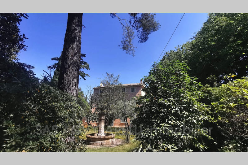 Appartement - 95 m² - 4 pièces