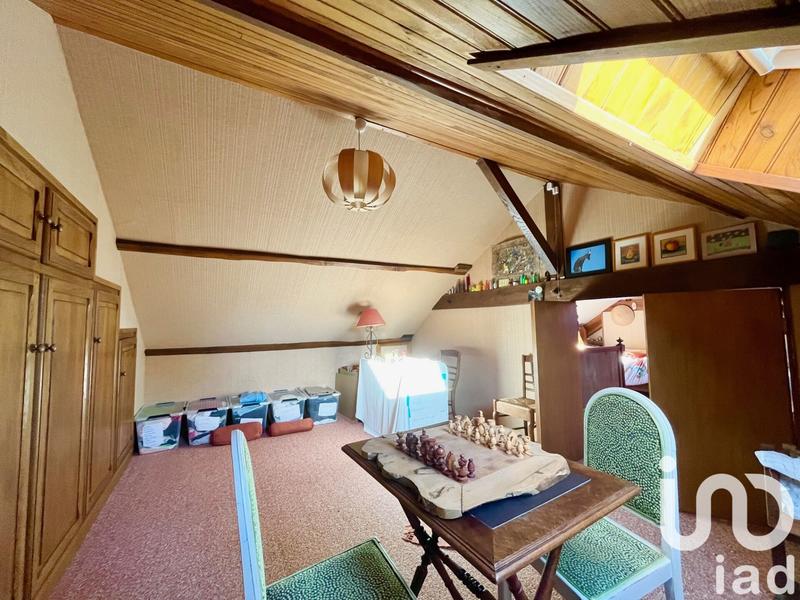 Maison - 220 m² - 8 pièces