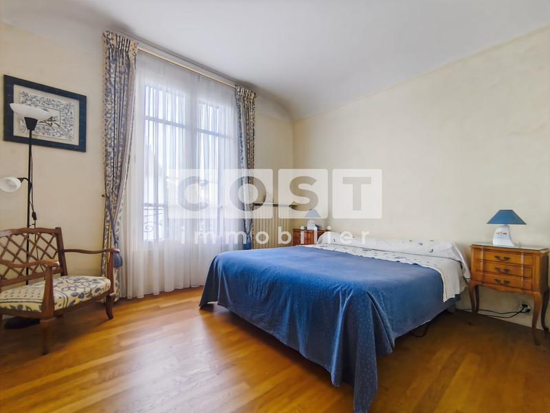 Maison - 139 m² - 7 pièces