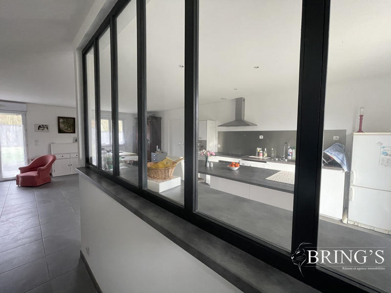 Maison - 98 m² - 5 pièces