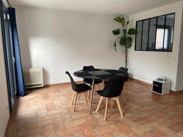 Maison - 104 m² - 5 pièces