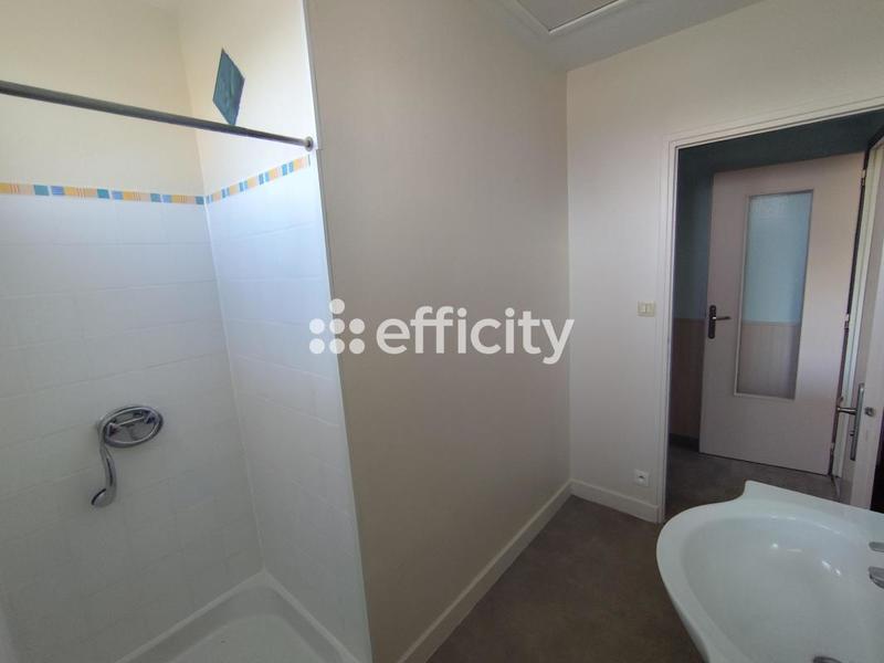 Maison - 120 m² - 7 pièces