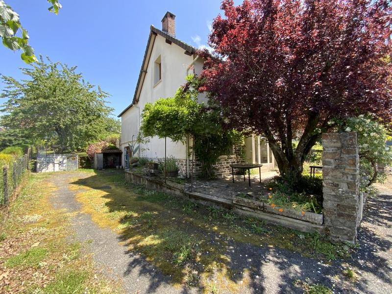 Maison - 165 m² - 8 pièces